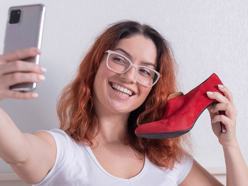 shoe selfie
